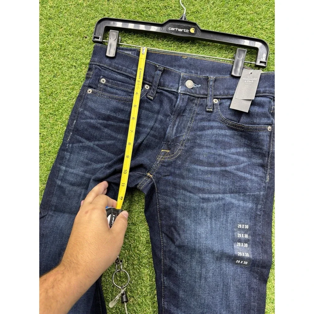 Abercrombie & Fitch shipping interest measurements